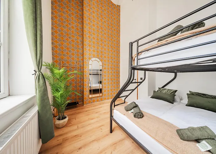 Hostel Bloom By Home1