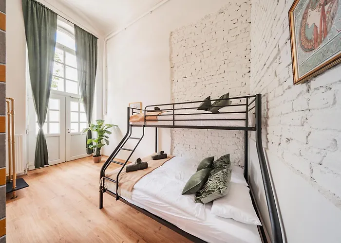Hostel Bloom By Home1 *