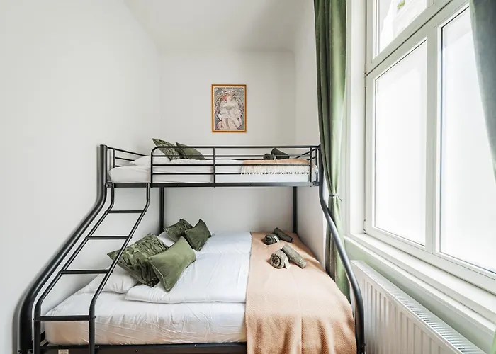Bloom By Home1 Hostel