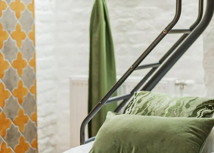 Bloom By Home1 Hostel